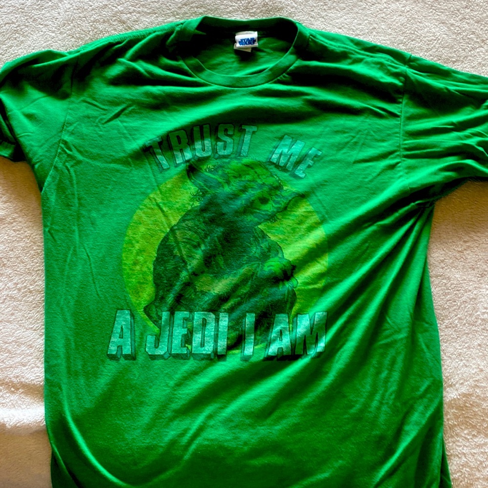 Hilarious Jedi t-shirt! Green, large